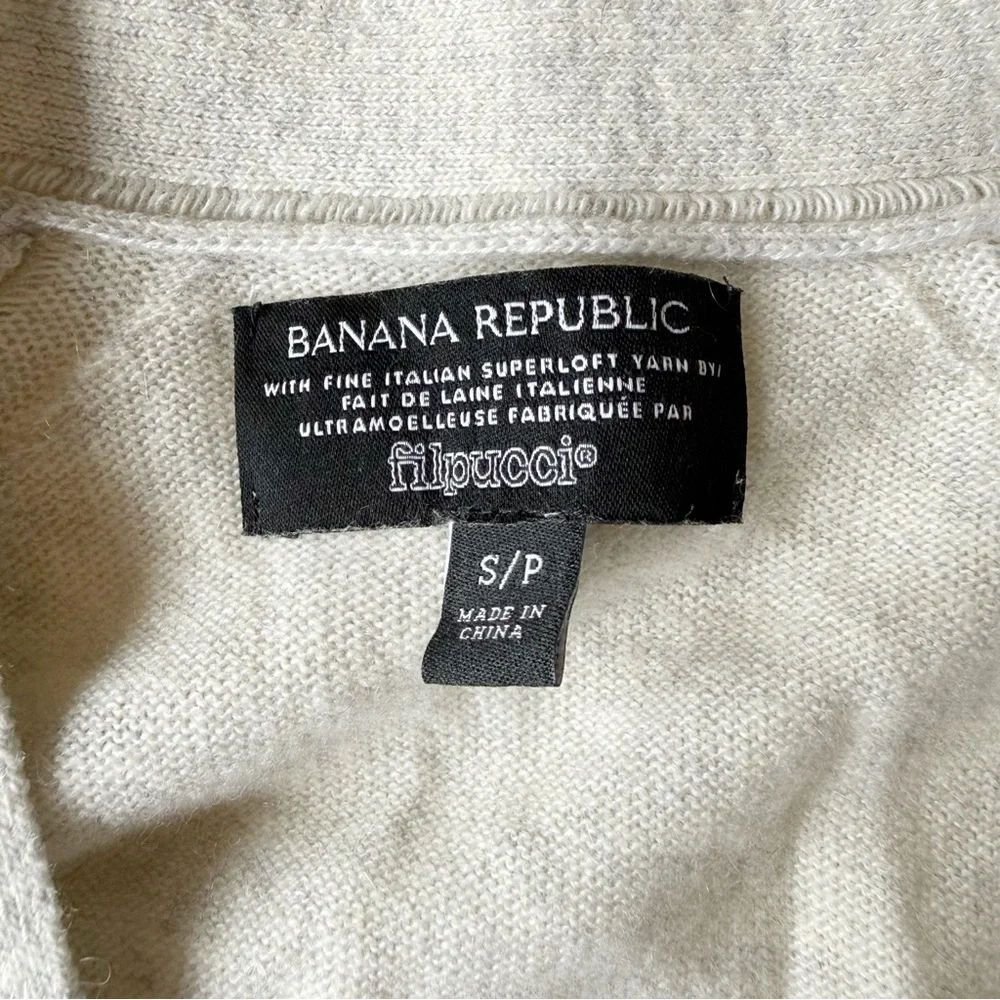 Banana Republic Woman Beige Extra Fine Merino Wool Blend Cardigan Sweater SMALL - Picture 2 of 6